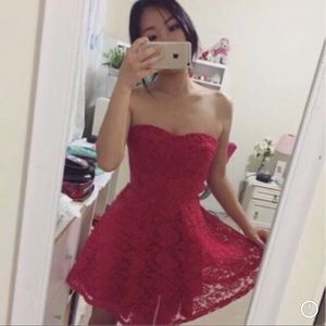 Strapless Lace Red Sweetheart Dress